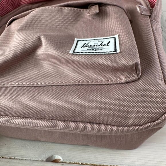 Herschel Classic Backpack Mini 6.5L Ash Rose Limited Edition - Picture 8 of 8